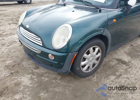 2004 Mini Cooper из США, поврежденный, VIN WMWRC334X4TJ57079